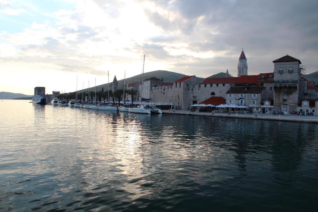 Apartments Villa Filip Trogir Room photo